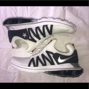 Men’s Nike Shox Gravity size 10.5